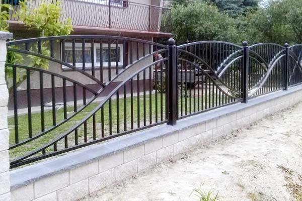 zabor_metall.jpg zabor_metall.jpg